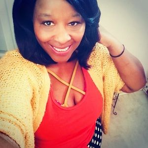 👌 Share 10 items and I’ll share 10 of yours👇🏽